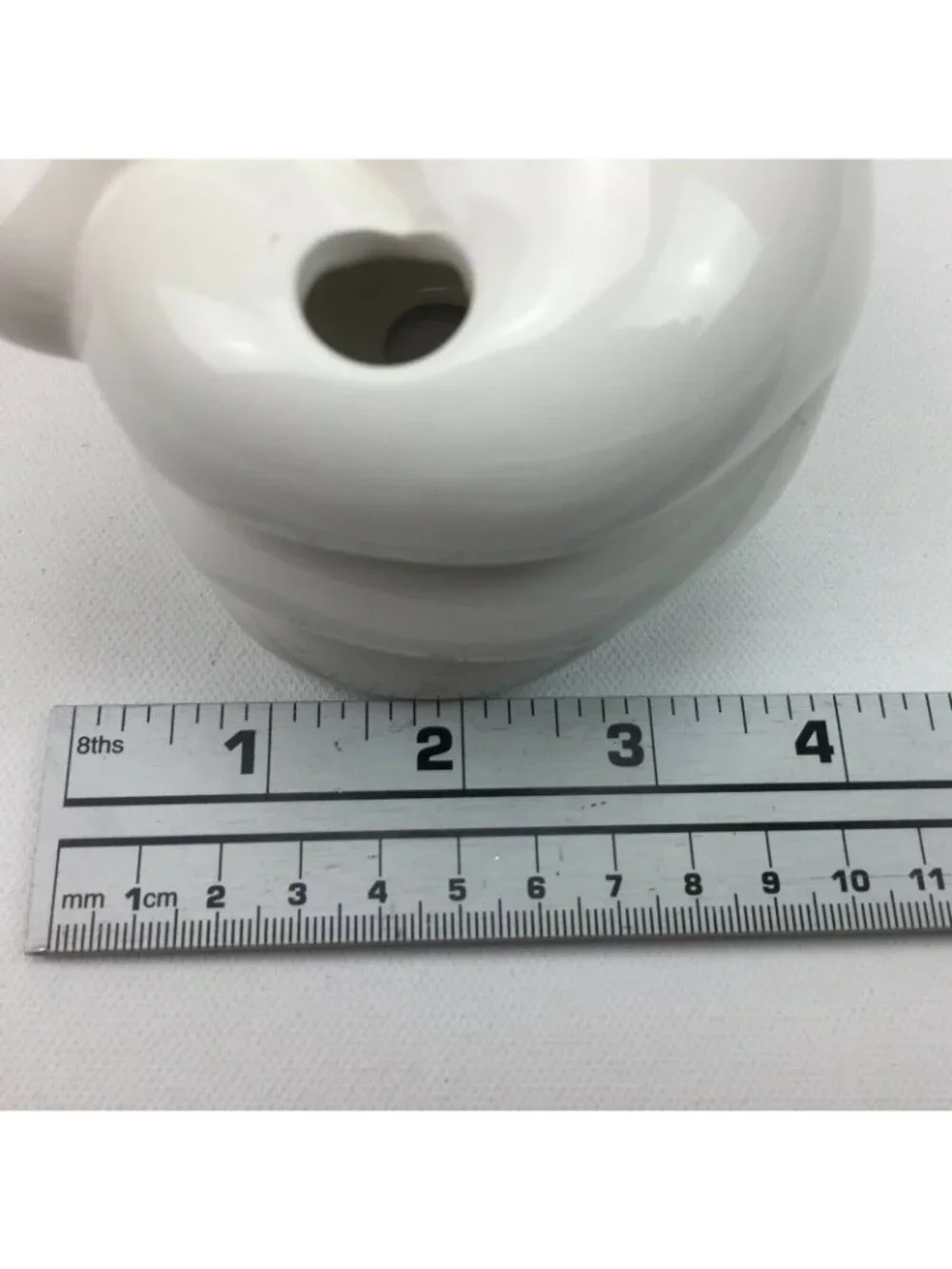 Disney Scattered Mickey Mouse Parts White Ceramic Glove 4 Toothbrush Holder